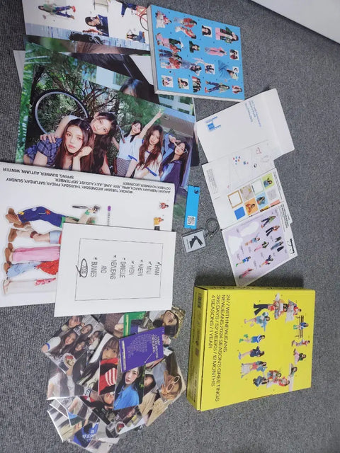 Selling NewJeans Season's Greetings 2024, photobook version.