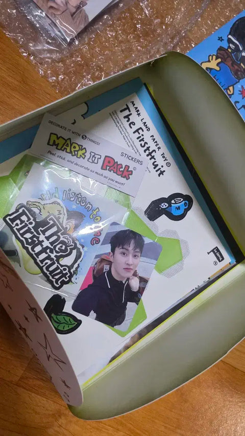 Mark's 1st Album Ketshop unreleased photocard + Album full set
