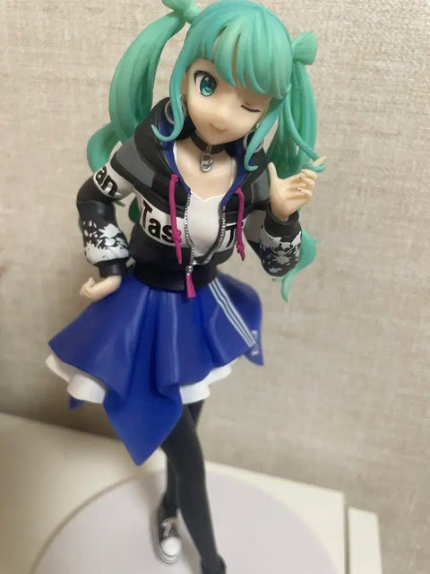 Project SEKAI Vivid BAD SQUAD Miku Figure 2.0