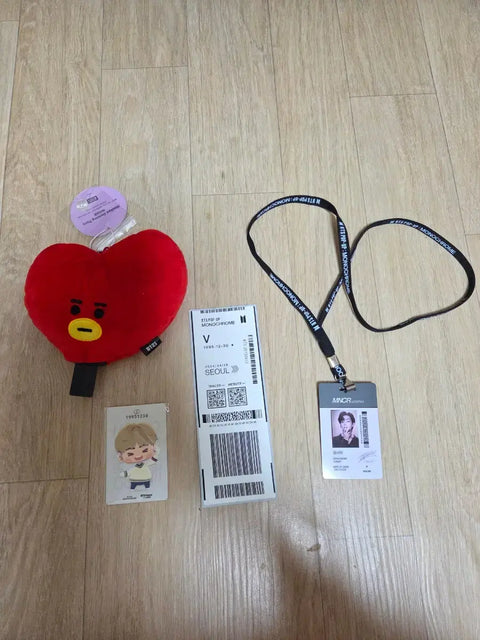 Monochrome Pop-up Visitor Card + Waybill Sticker + In the Soop Photo Card Taehyung Set