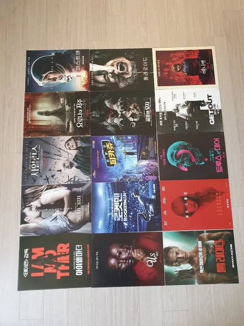 Direct transaction in Suwon (West). Bulk lot of approximately 100 movie pamphlets.