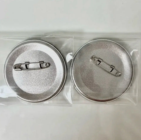Selling Tokyo Revengers Chifuyu can badge.