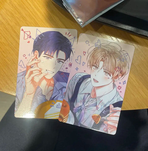Looking to trade 데못죽 (Debut or Die) goods.
