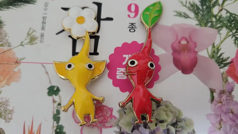 Selling Pikmin badges as a set.