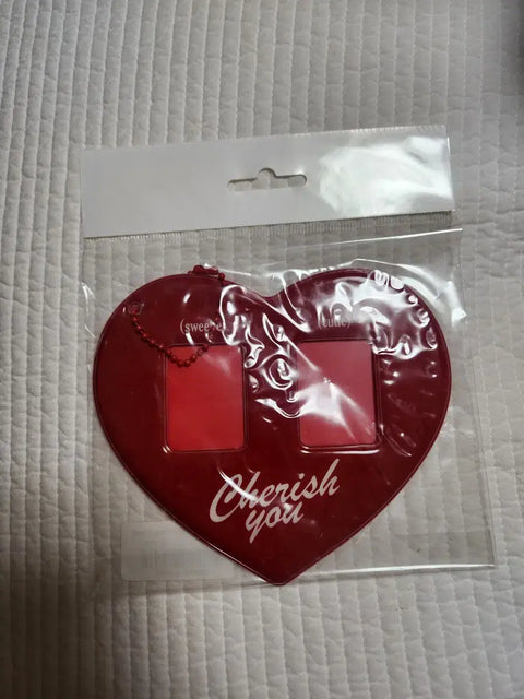 Heart ID photo holder