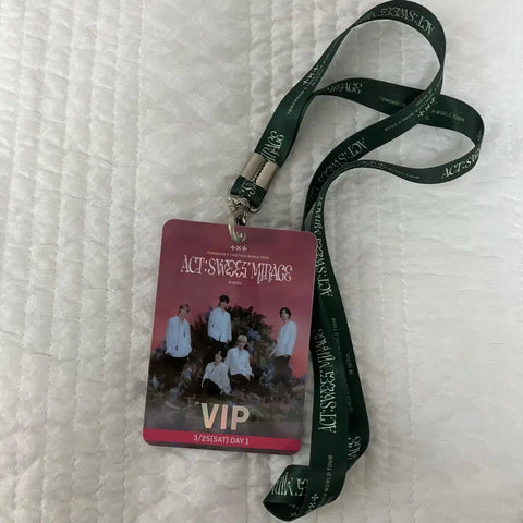 Transferring TXT concert SumiCon first day VIP-only entry necklace.
