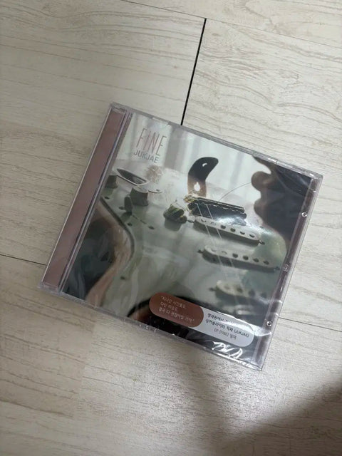 Loading FINE album, unopened, new item