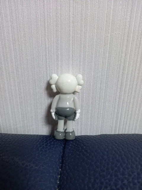 Kaws Small Mini Figure