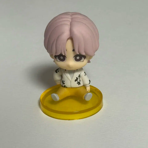 Selling Seventeen Petit Teen S.Coups figure!