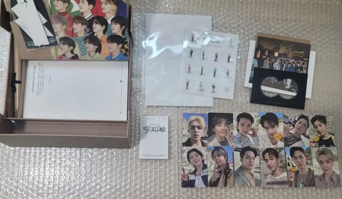 SEVENTEEN FOLLOW in Seoul set