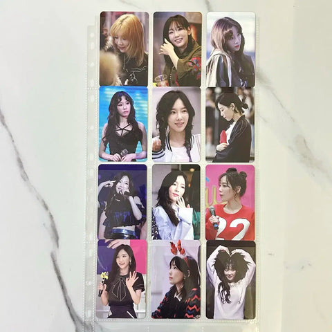 Taeyeon 2018 Flying Petals Season's Greetings Calendar Card