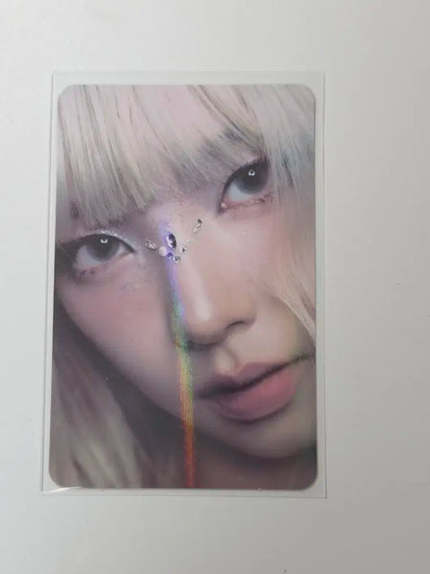 Selling Karina Armageddon Hottracks photocard.