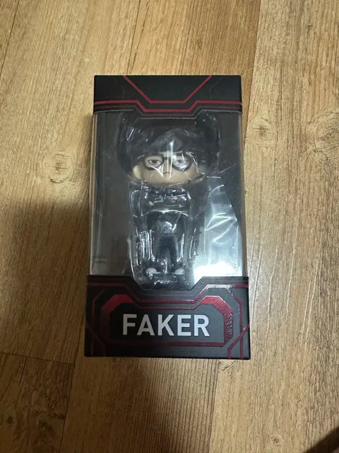 T1 Faker Figure