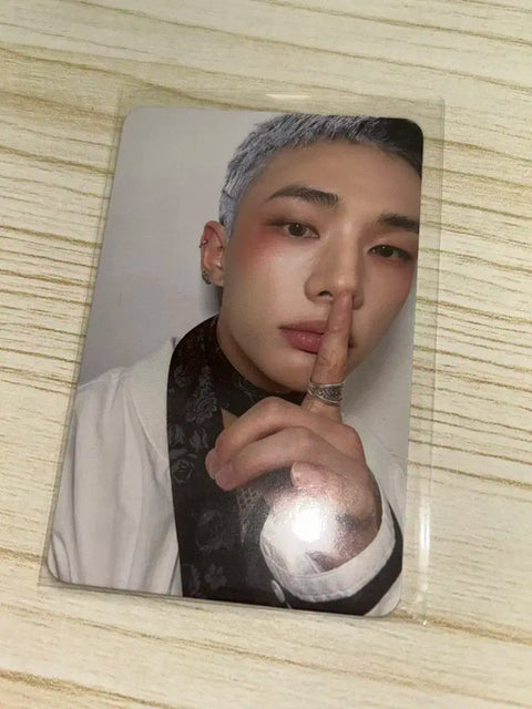 Stray Kids SKZ Hyunjin Karma Album Photocard Transfer