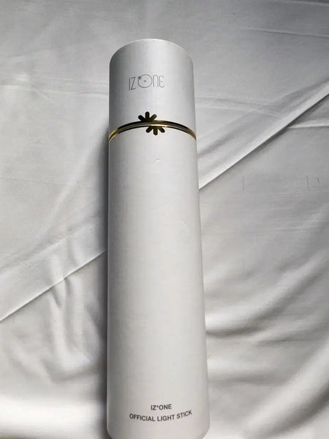Selling IZ*ONE light stick.