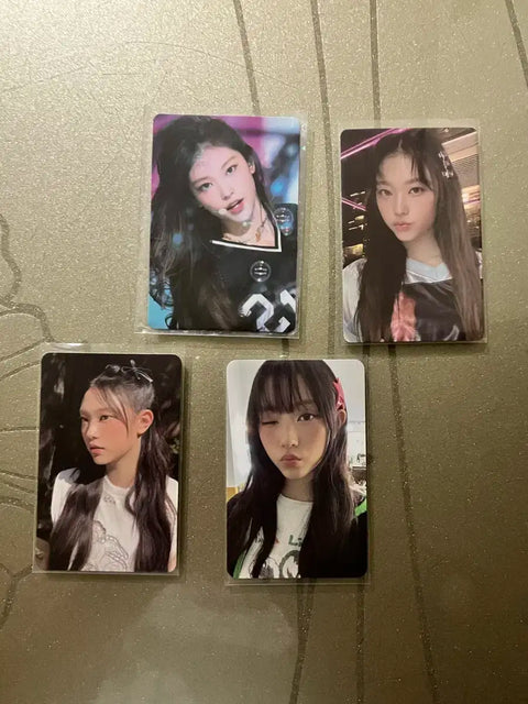 Selling Kang Hae-rin photocard!