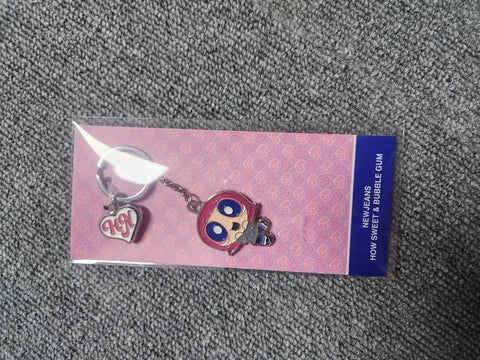 Selling NewJeans HOW SWEET keyring Hanni House Sweet.
