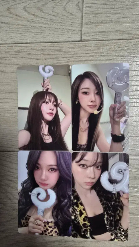 Selling aespa light stick version 2 photo card set as a bundle.