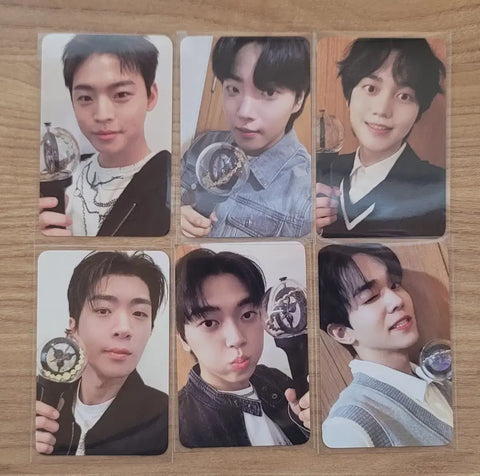 ONF light stick photocard