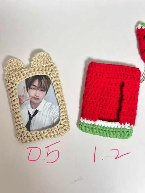 Knitted photocard holder