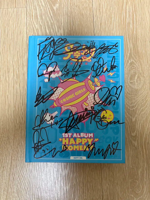 WJSN (Cosmic Girls) Happy Moment Album Autographed CD Not for Sale