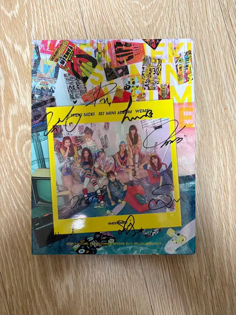 Weki Meki WEME Debut Album Autographed CD Not For Sale