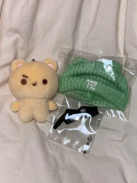 THE BOYZ Hyunjae GomGom doll set transfer