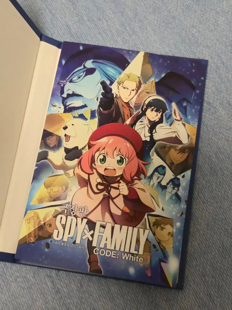 Spy x Family Code: White Postcard Book