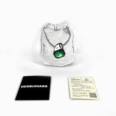 HERBIGHARO & FRICA V ring, clear green