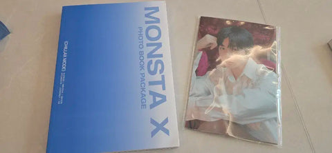 MONSTA X Chillax Photobook