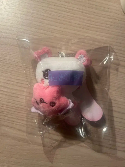 Selling Sakuya Pang mini doll.