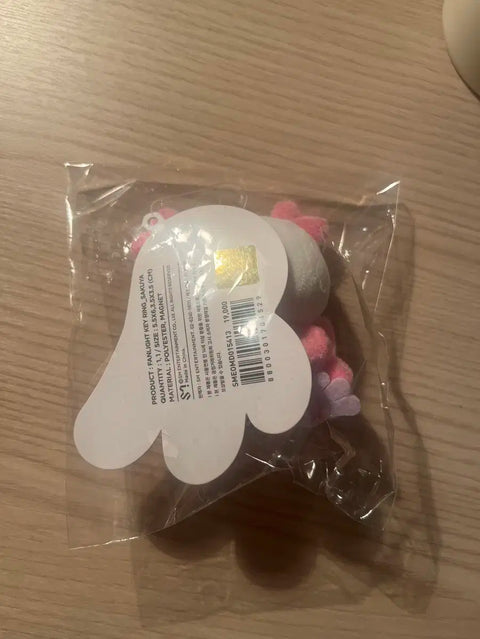 Selling Sakuya Pang mini doll.