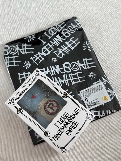Peaceminusone Monamhee Jihee + Peaceminusone Pouch