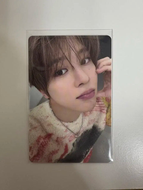 Selling Pop Pop Jewel Album, includes Sion photocard.