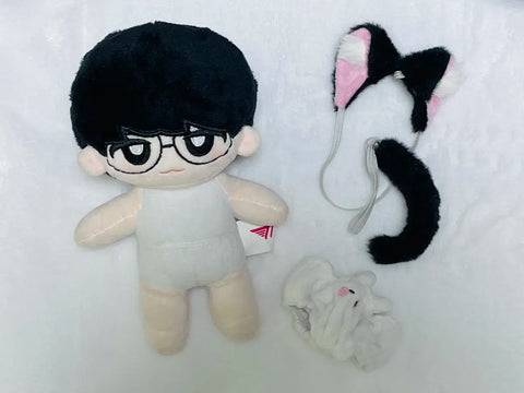 Selling Faker doll + multiple sets of clothes together.