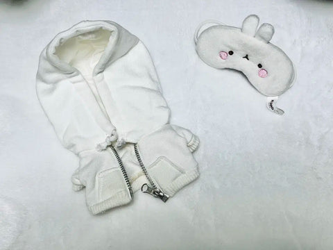 Selling Faker doll + multiple sets of clothes together.