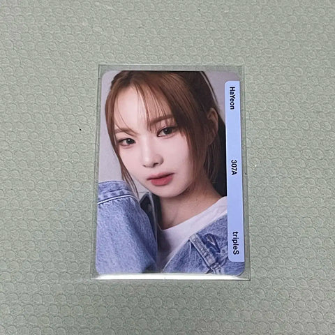 tripleS Hayeon CheongCheong Object Physical from