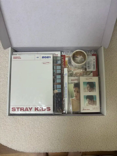 Stray Kids 2021 Season's Greetings