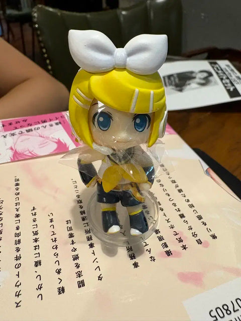 Vocaloid Kagamine Rin Figure Petit Nendoroid