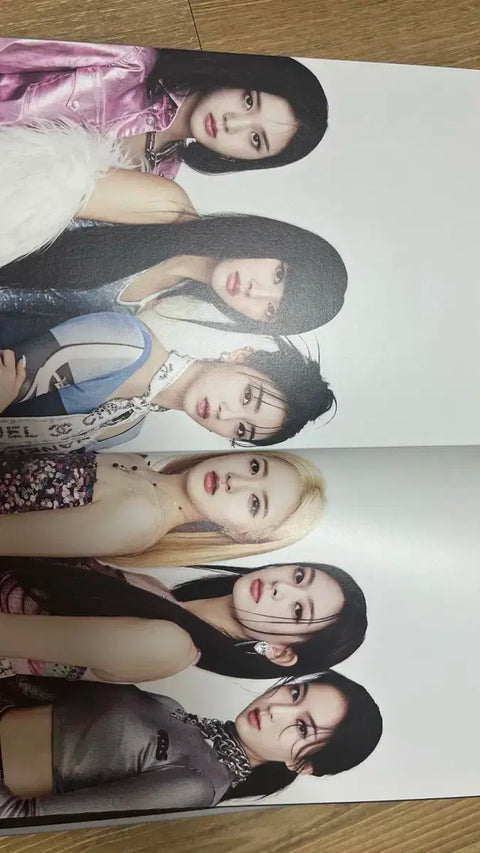 STAYC Run2U Unsealed Album