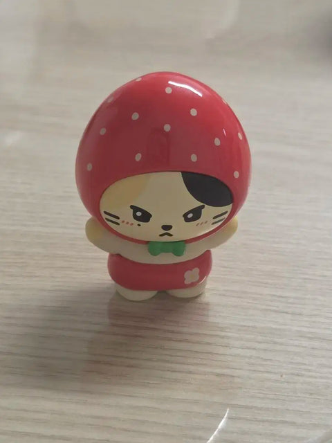 ZEROBASEONE Riniini Strawberry Figure