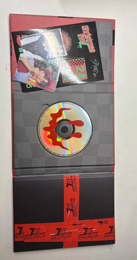 Stray Kids Christmas EveL Unveiling Album + Photocards