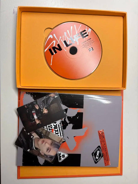 Stray Kids IN Unveiling Album + Photocard