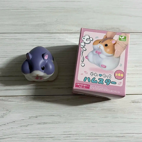 Yawa Mochi Random Hamster Figure