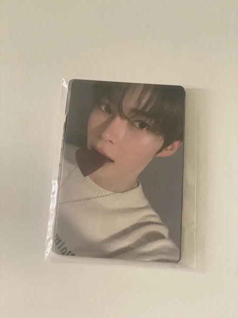 ZEROBASEONE cookie photocard