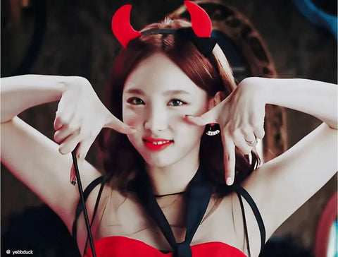 Twice Nayeon this is for this is for Fans Shop photocard photo card