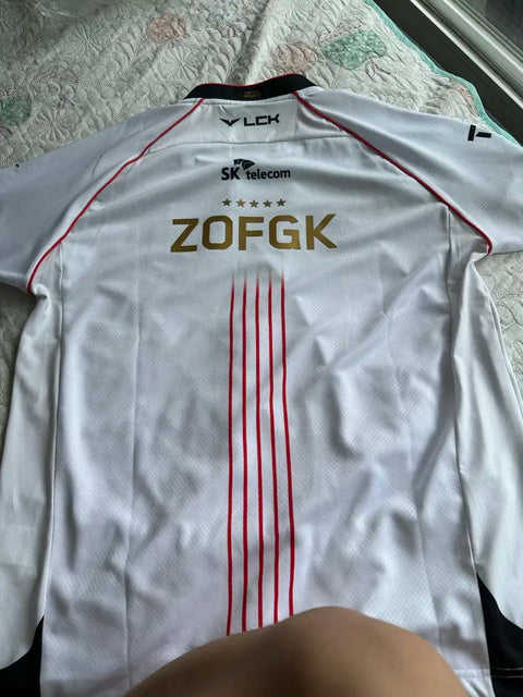 T1 Worlds uniform ZeoPeGuKe