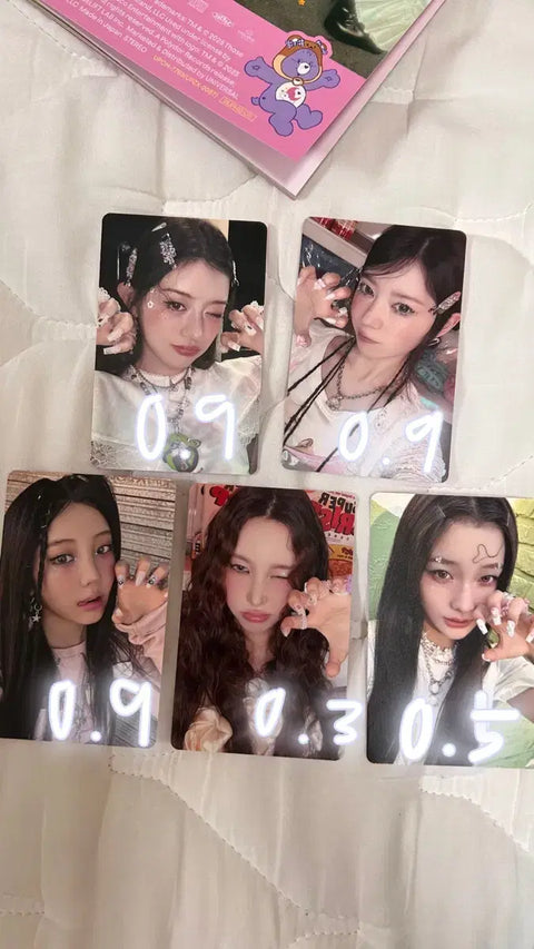 Toki wo tomare Care Bear photocard ILLIT