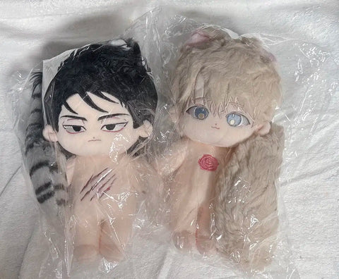 Selling a dangerous convenience store WiPyeon som doll plush.