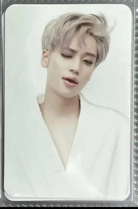 Teen Top Niel Blind Spot White Suit Photocard